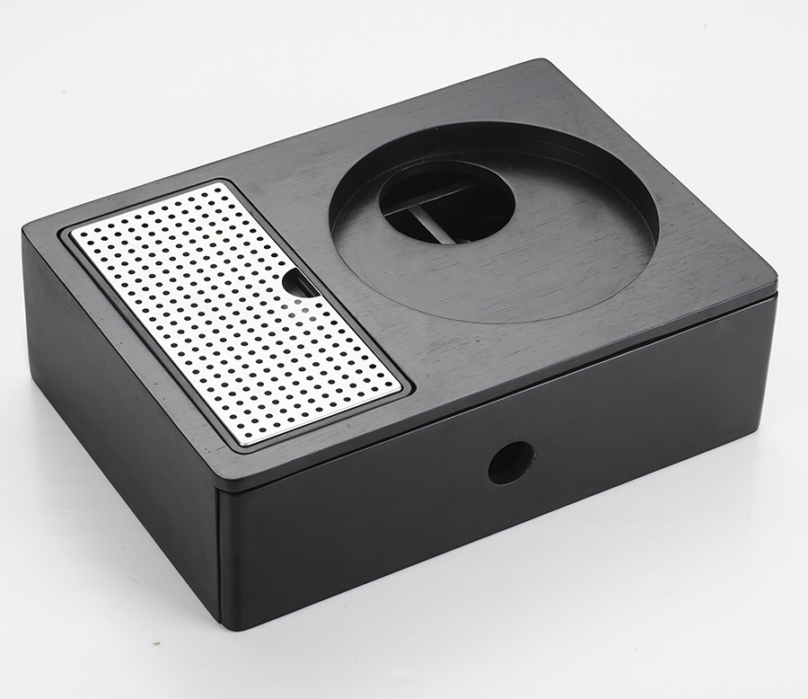 eh50688_02-900x778